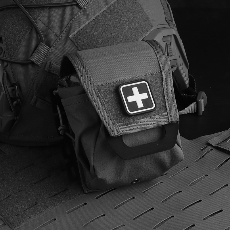 Compact First Aid Organizer |  - огляд і ціна Edc Carry Essentials
