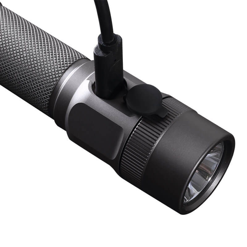 Jetbeam KO-03 EDC Flashlight 2 - огляд і ціна Edc Carry Flashlight